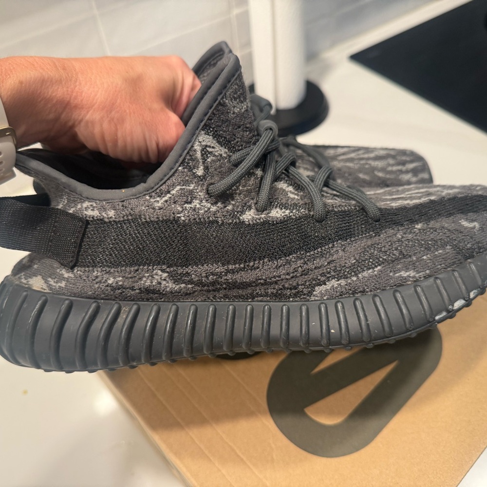 YEEZY BOOST 350 V2 'MX DARK SALT'